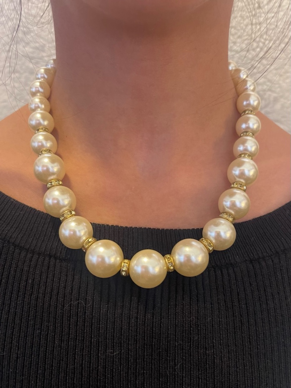Classic Pearl Bead Necklace in Ivory and Gold